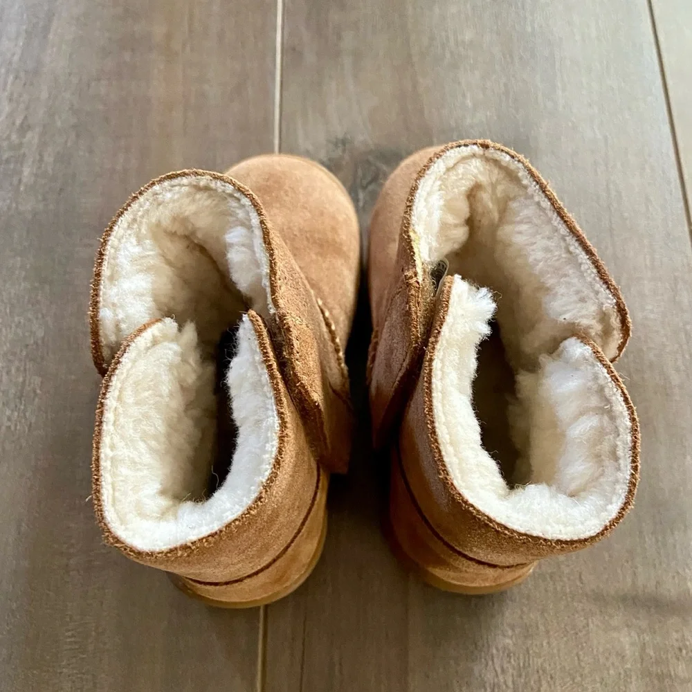 UGG Keelan Il Booties in Chestnut
